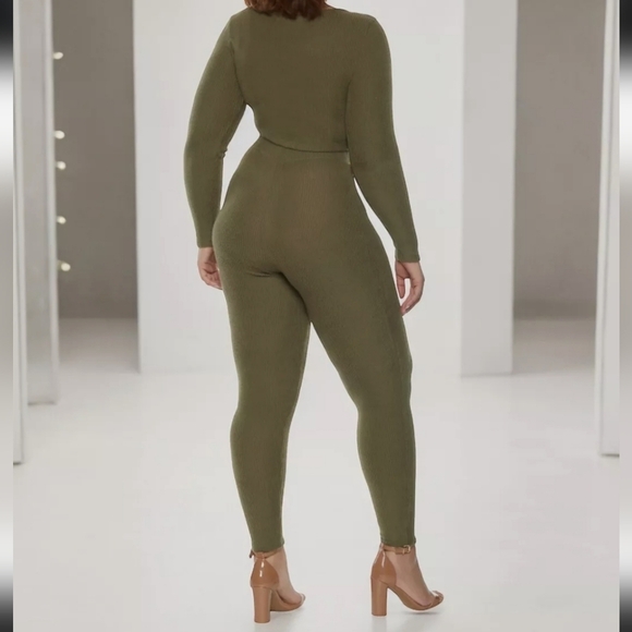 Almost Famous Soft Blue O-Ring Top 2 Piece Knit Lounge Set Size 3X - Picture 9 of 12